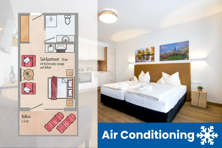 Balkon Apartment Grundriss und Blick in das Zimmer mit Bett und Küchenzeile und Hinweis auf Klimaanlage